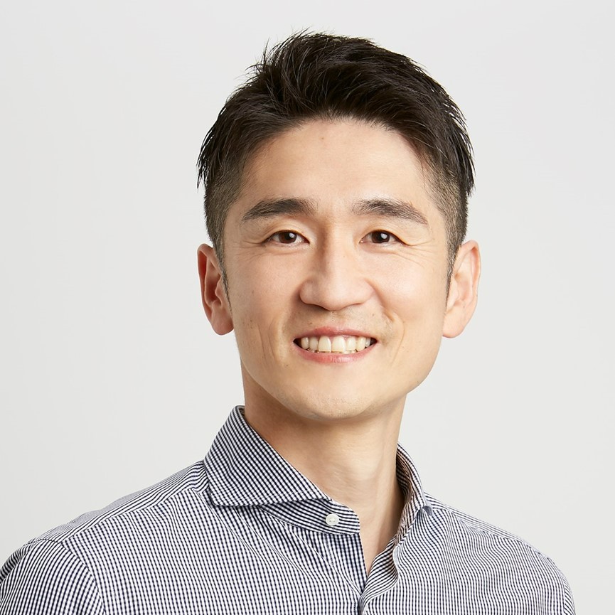 山田　真伸